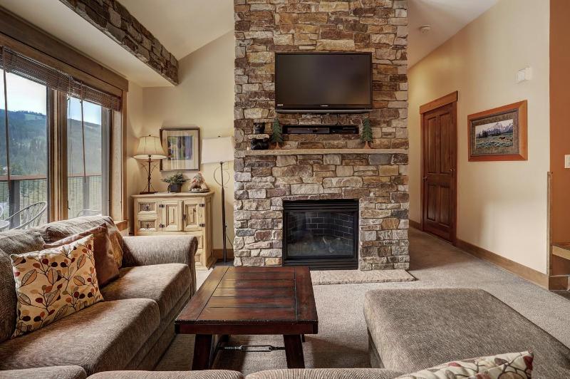 Three-Bedroom Apartment image 2
