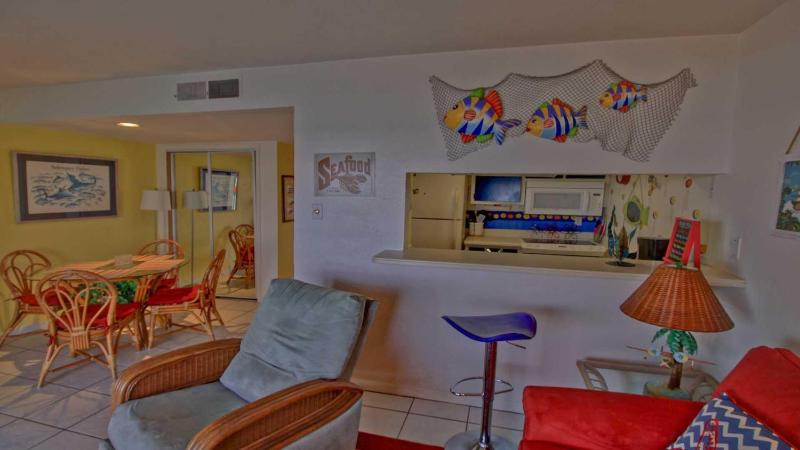 One-Bedroom Apartment image 3