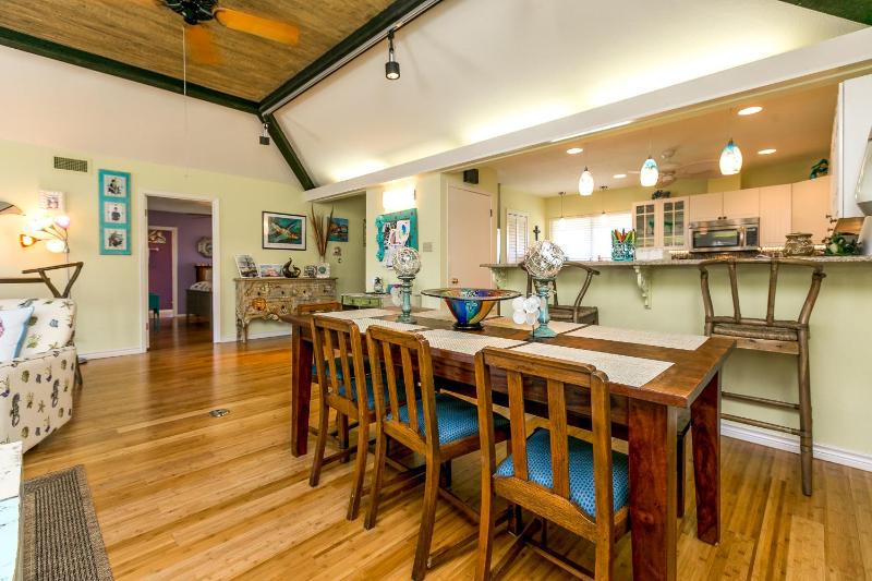 Three-Bedroom House image 2