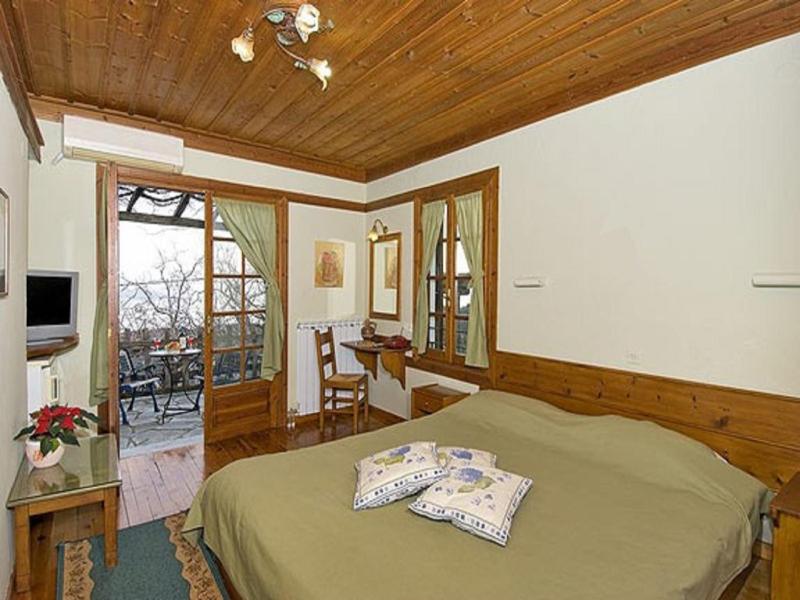 Double Room with Panoramic View image 3
