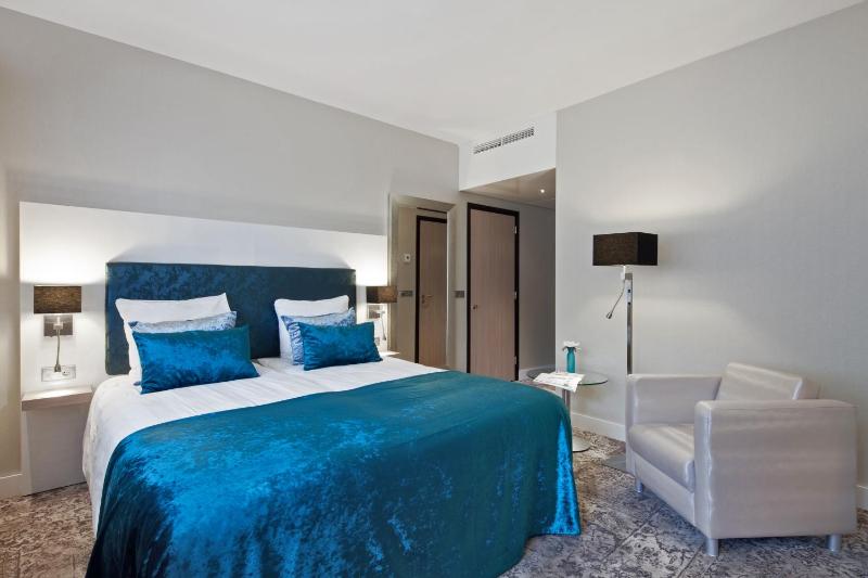 Economy Double Room - Souterrain image 3