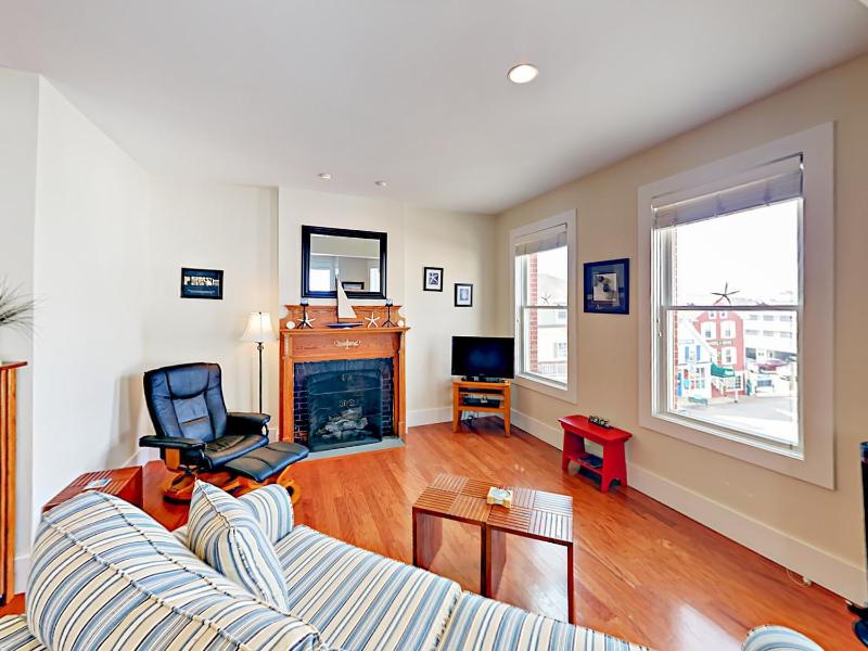 One-Bedroom Apartment image 1