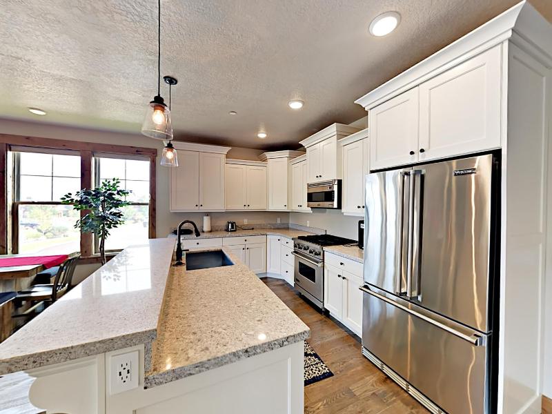 Three-Bedroom Apartment image 2