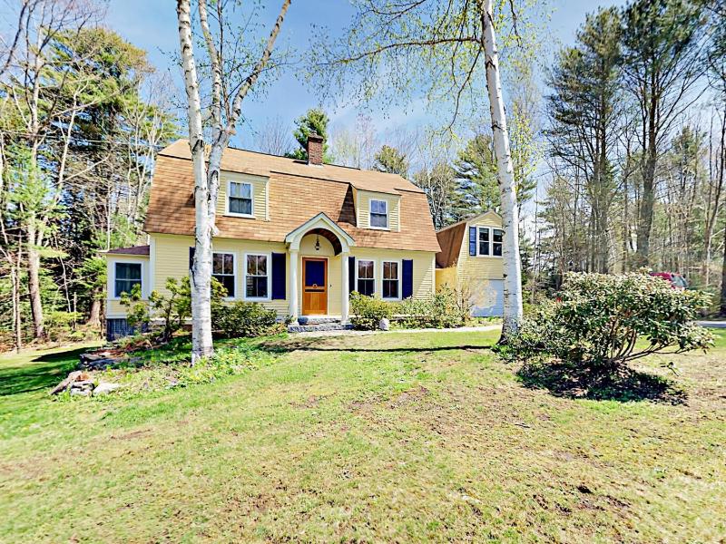 Three-Bedroom House image 1