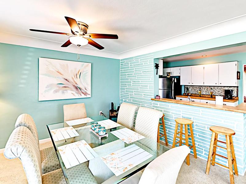 Two-Bedroom House image 3