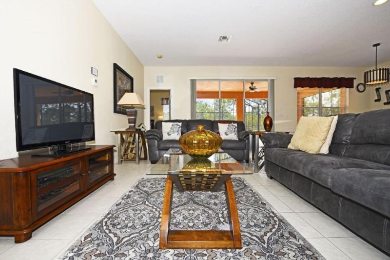 Five-Bedroom House image 1