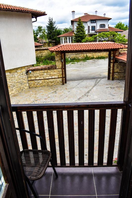 Double Room with Balcony image 3