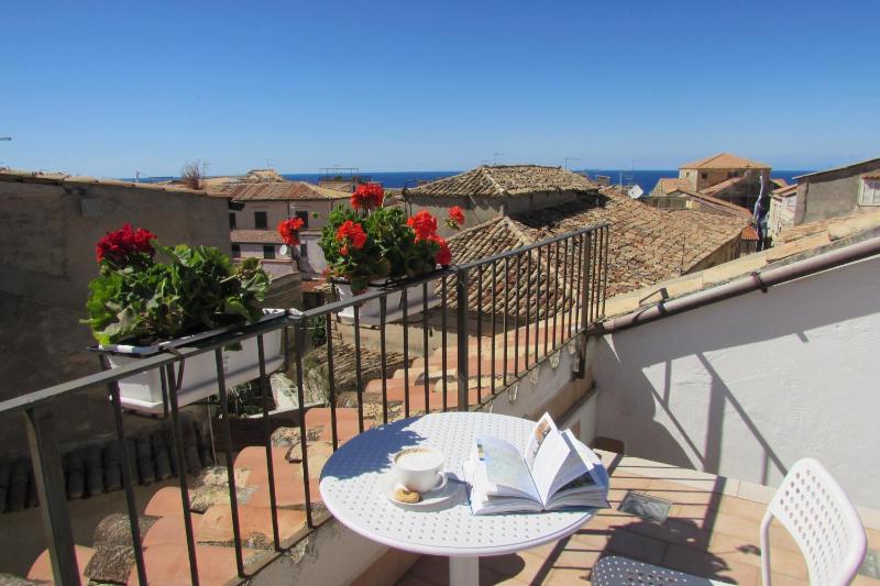 Apartment with Balcony image 2