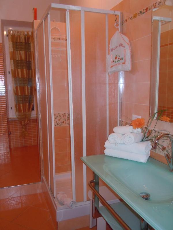 Double or Twin Room with Private External Bathroom image 2