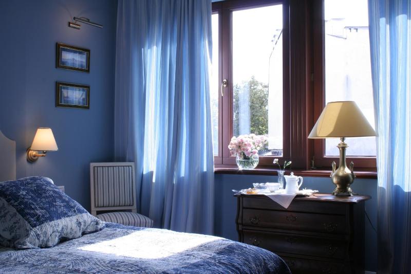 Standard Double Room image 2