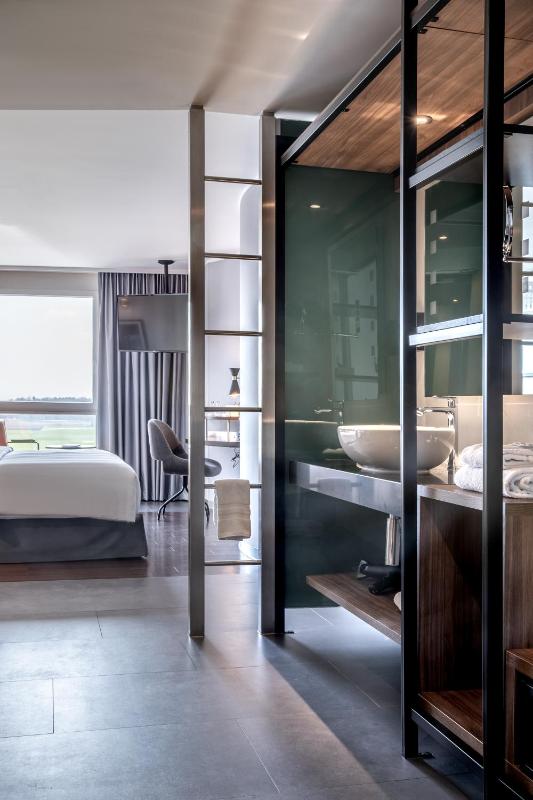 Standard  Room image 4