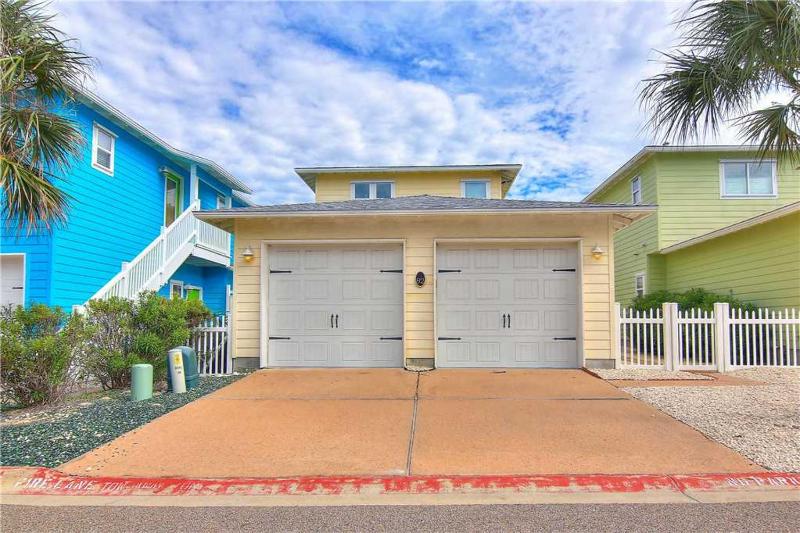 Three-Bedroom House image 3