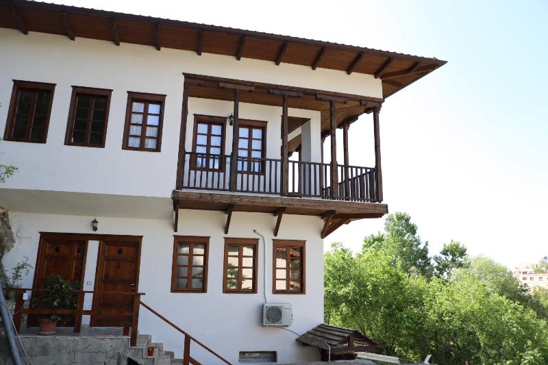 Hotel Demaj - image 12
