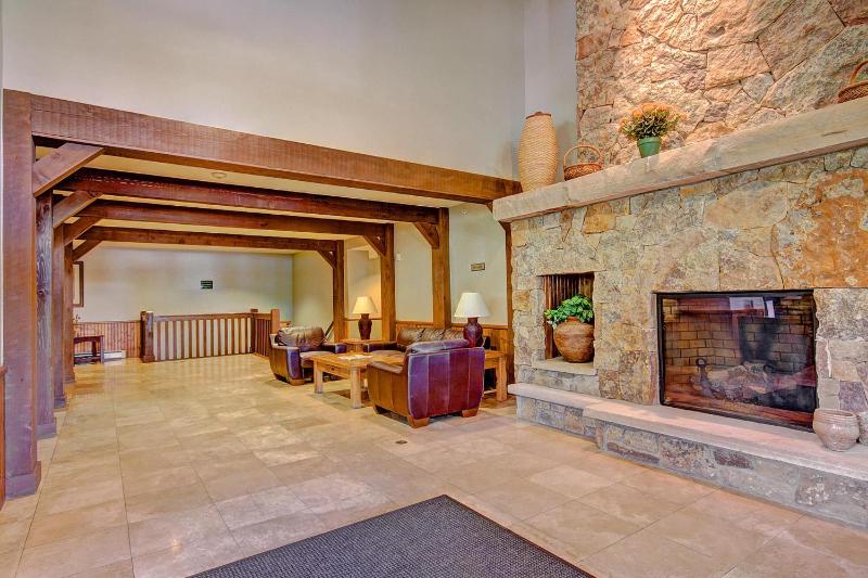 Highland Greens Lodge 305 Condo - image 5