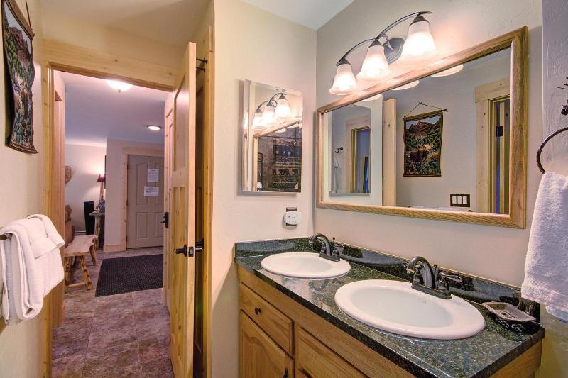 The Lift C11 Condo - image 14