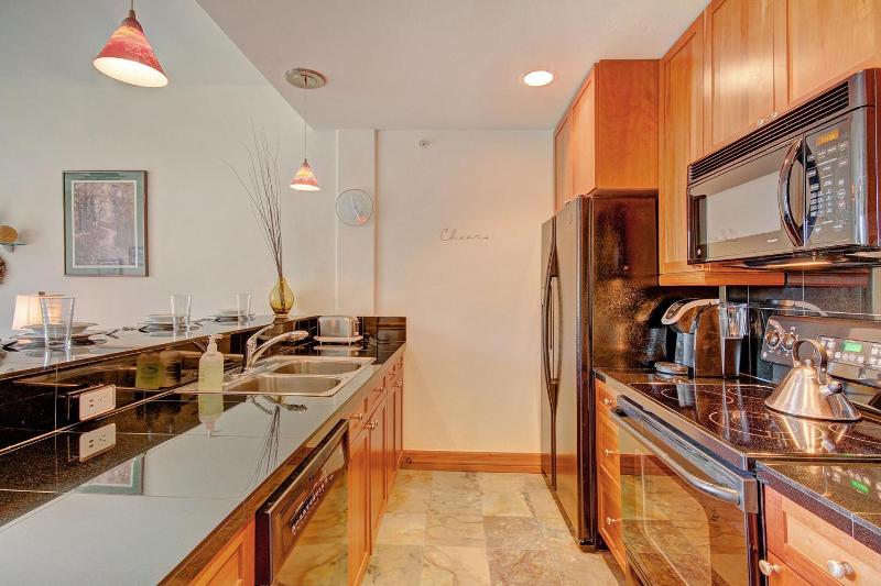 Highland Greens Lodge 305 Condo - image 7