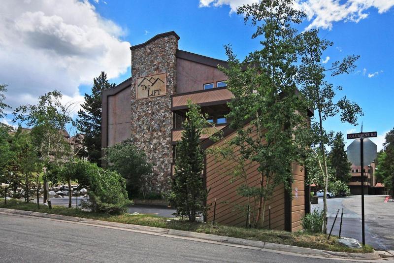 The Lift C11 Condo - image 16