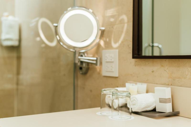 Special Offer - Premier Suite image 3