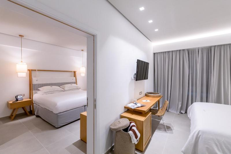 Messinian Icon Hotel & Suites - image 18