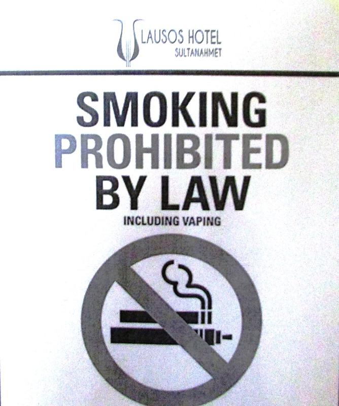 Standard Twin Room image 3