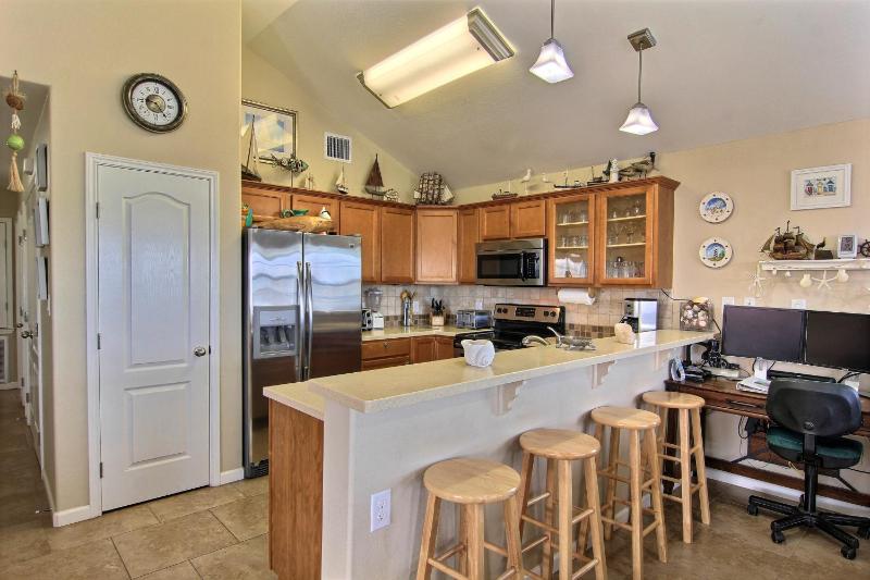Three-Bedroom House image 2