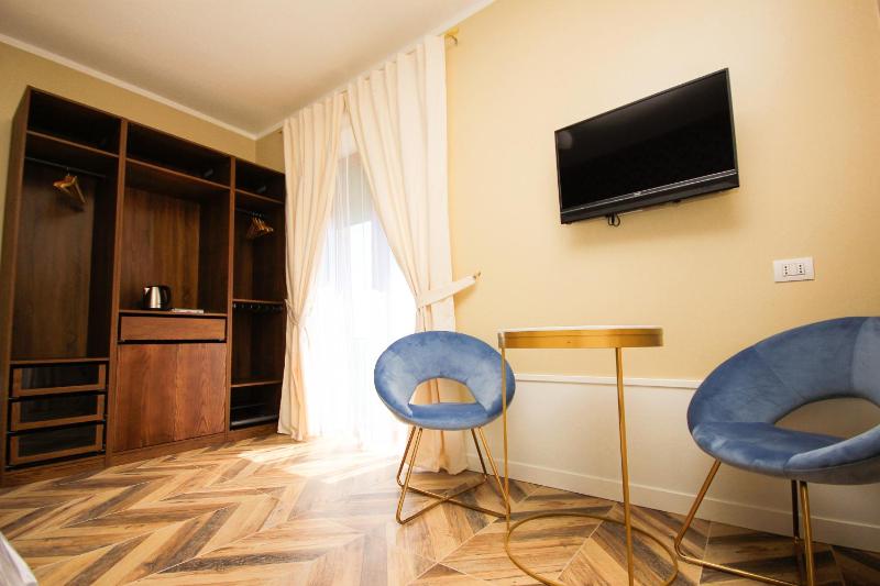 Suite with Sauna image 4