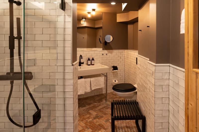 Junior Suite (Excluding Spa) image 2