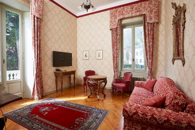 Presidential Suite image 4