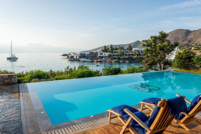 Mediterranean Villas Front Sea View with Private Pool image 3