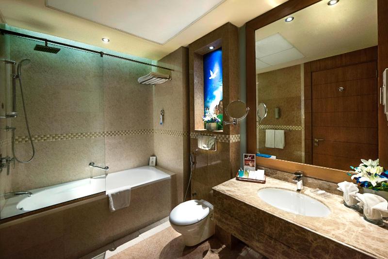 Suite image 2