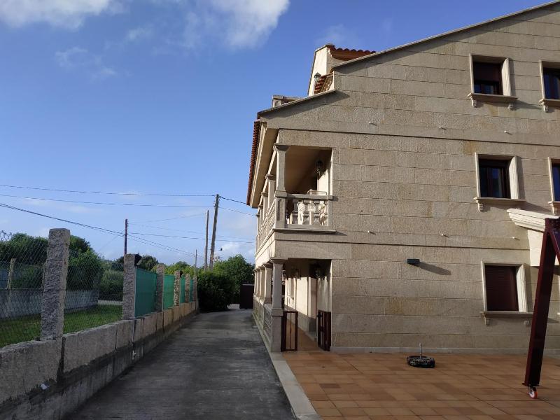 Apartment - Ground Floor image 4