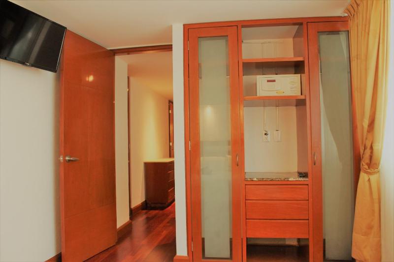 Condesa Suites - image 3