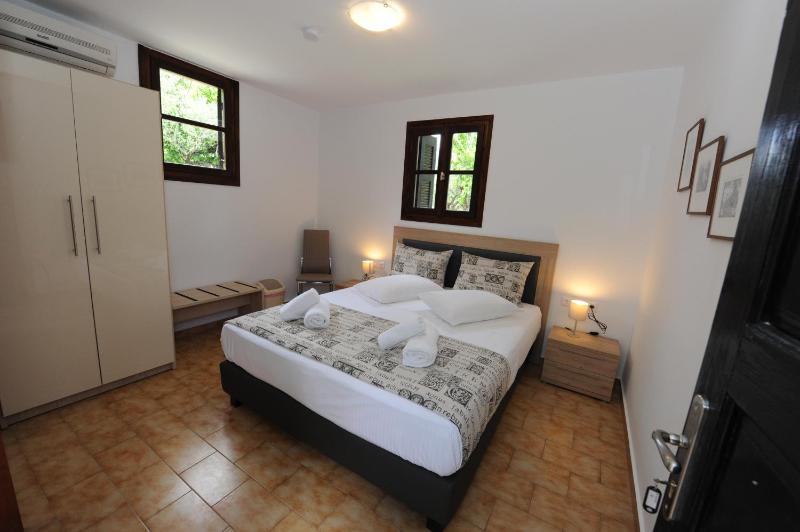 Standard Double Room image 1