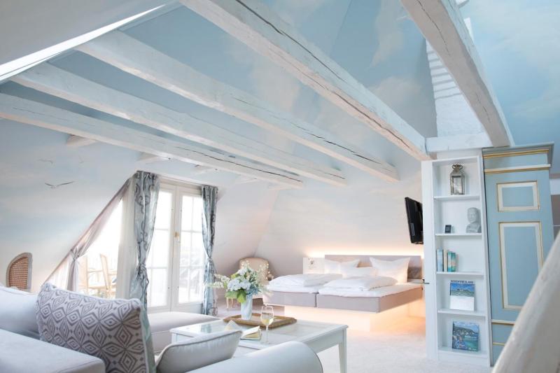 Deluxe Junior Suite - 