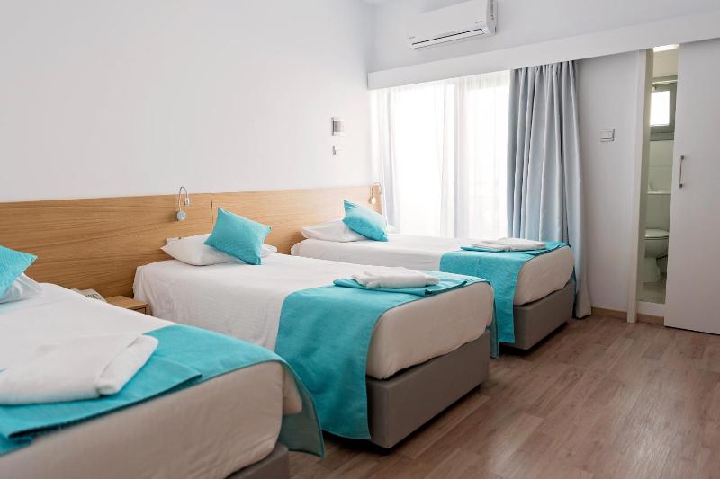 Triple Room image 1