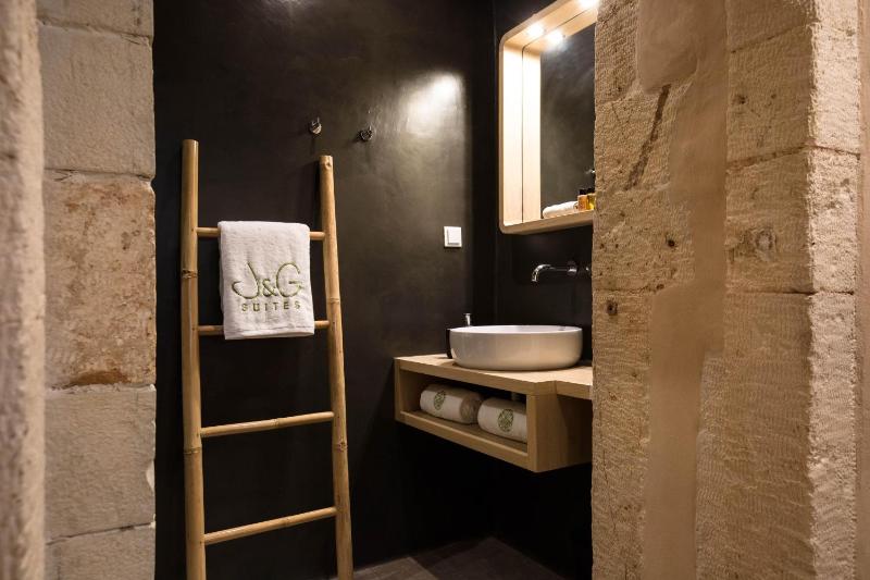 Apartment - Ground Floor image 4