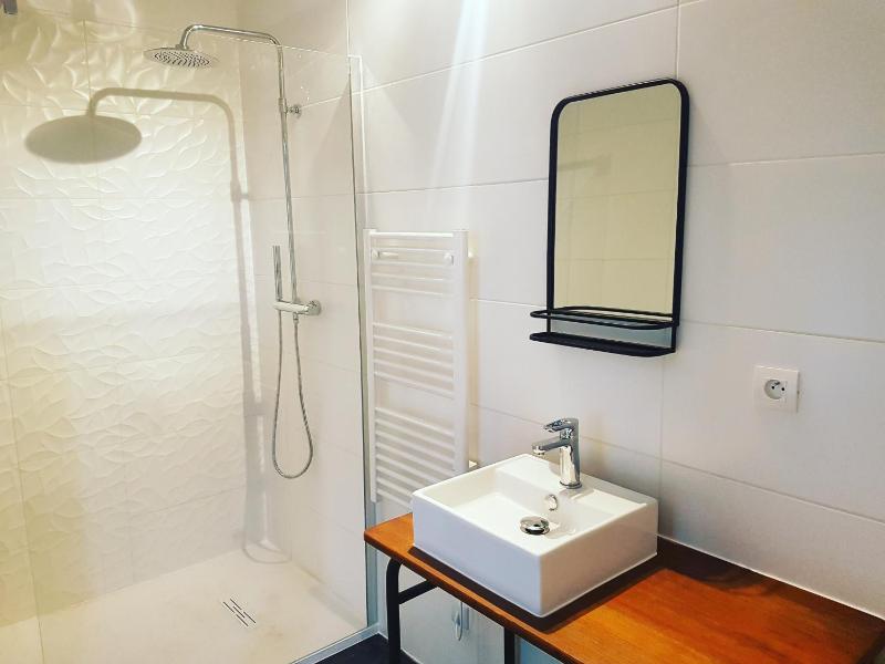 Studio Apartment image 4