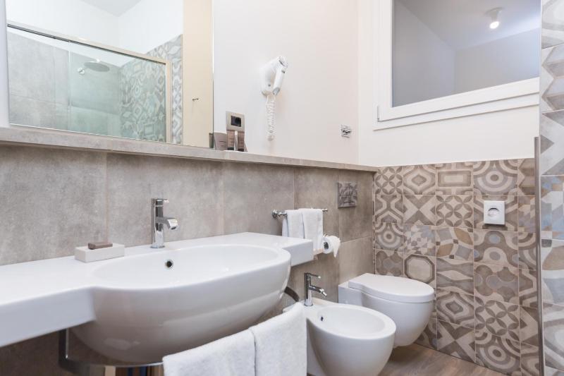 Superior Double or Twin Room image 3