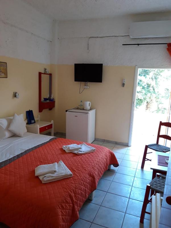 King Room image 3