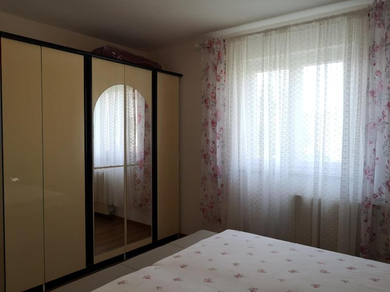 One-Bedroom Apartment image 3