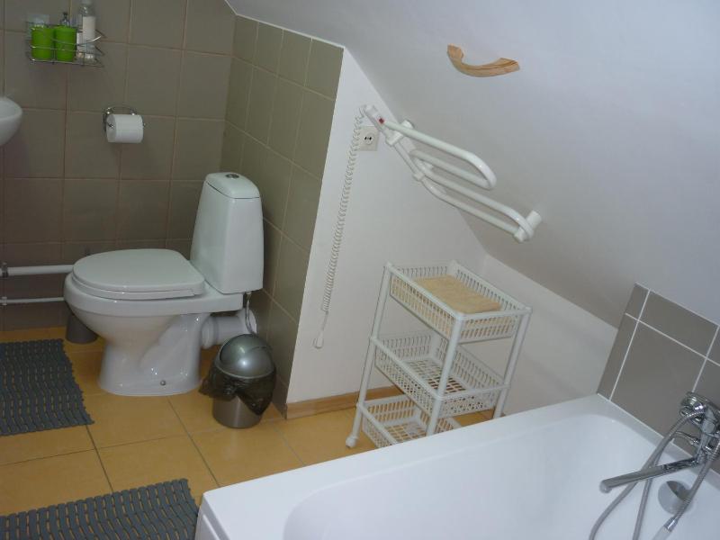 Budget Double Room image 3