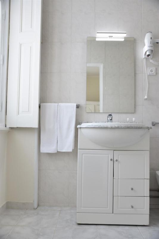 Triple Room image 4