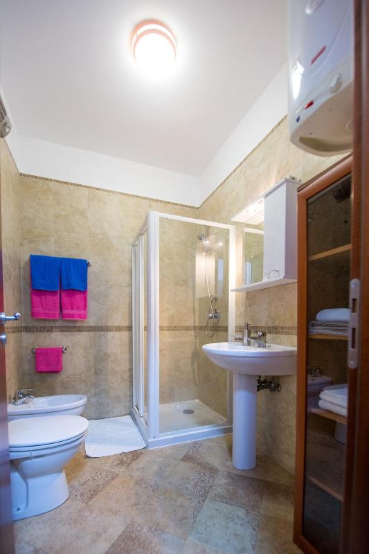 Studio Apartment image 3