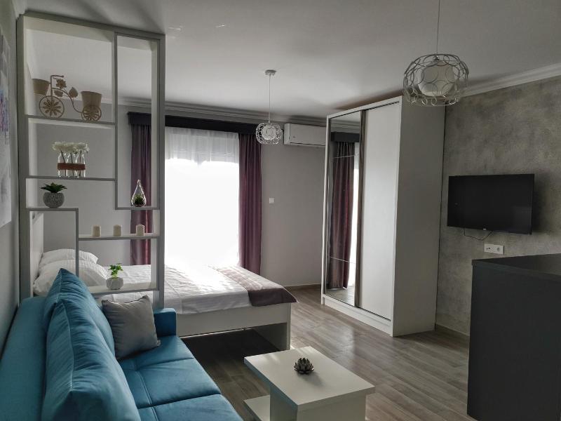 Apartment with Sea View image 4