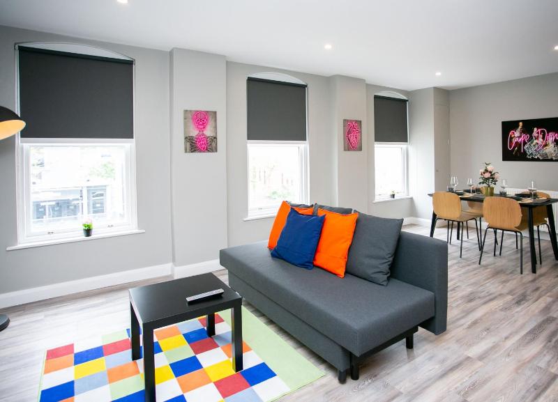 Three-Bedroom Apartment image 4