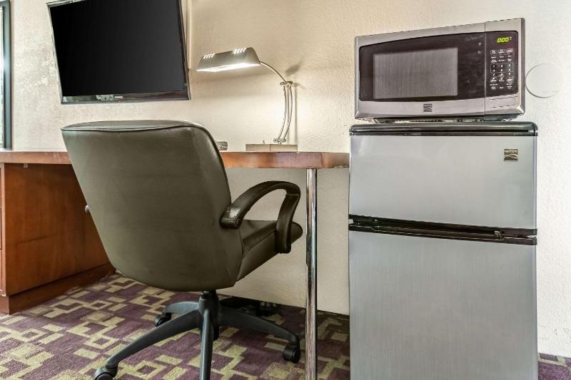 Double Room with Two Double Beds - Non-Smoking image 2