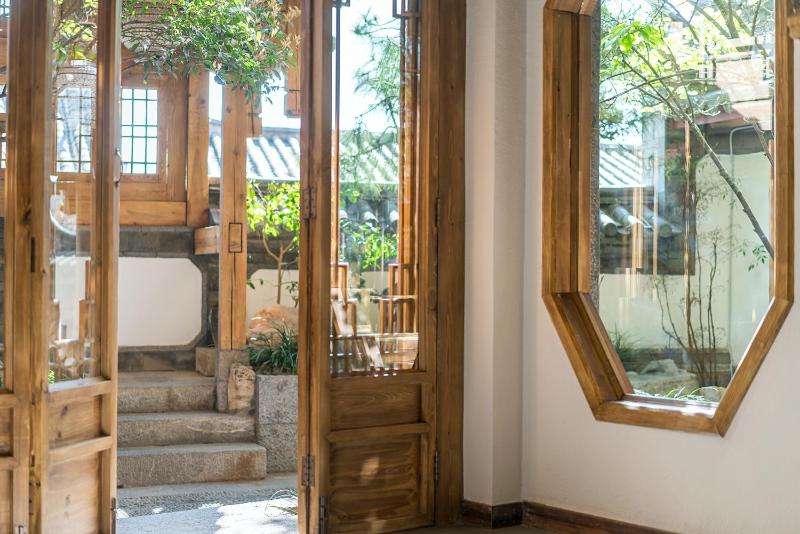 Lijiang FYS Wen Jin Yuan Hotel - image 35