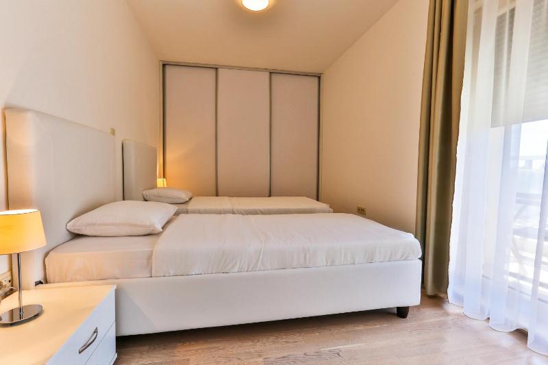Superior Suite with Sea View image 4