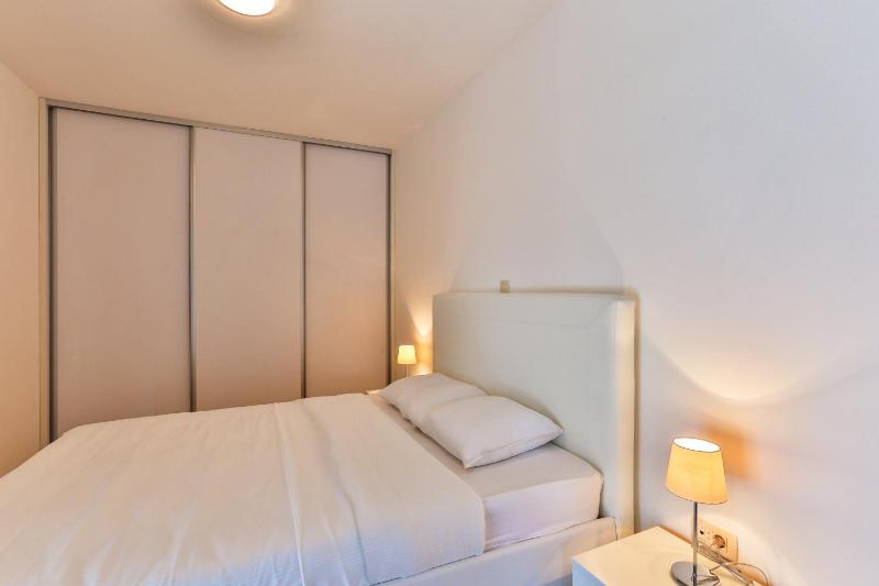 Superior Suite with Sea View image 3