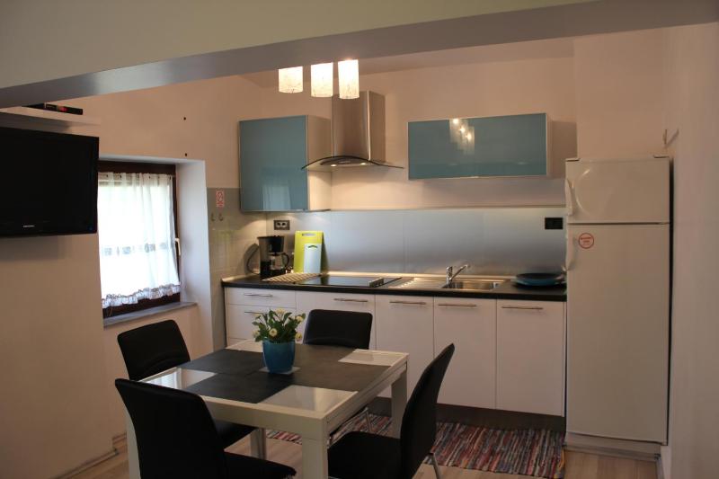 Apartments Ines Komel - image 5